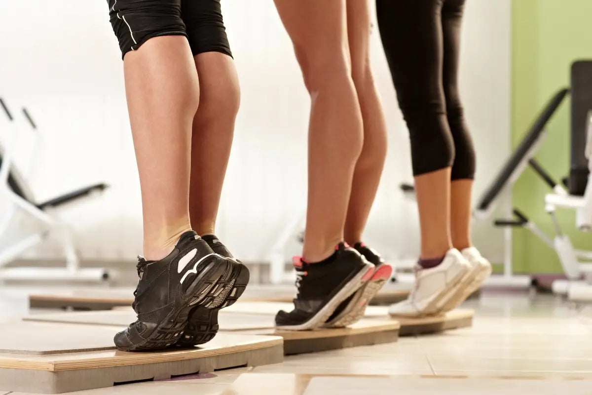 exercices pour les mollets à faire à la maison sans matériel